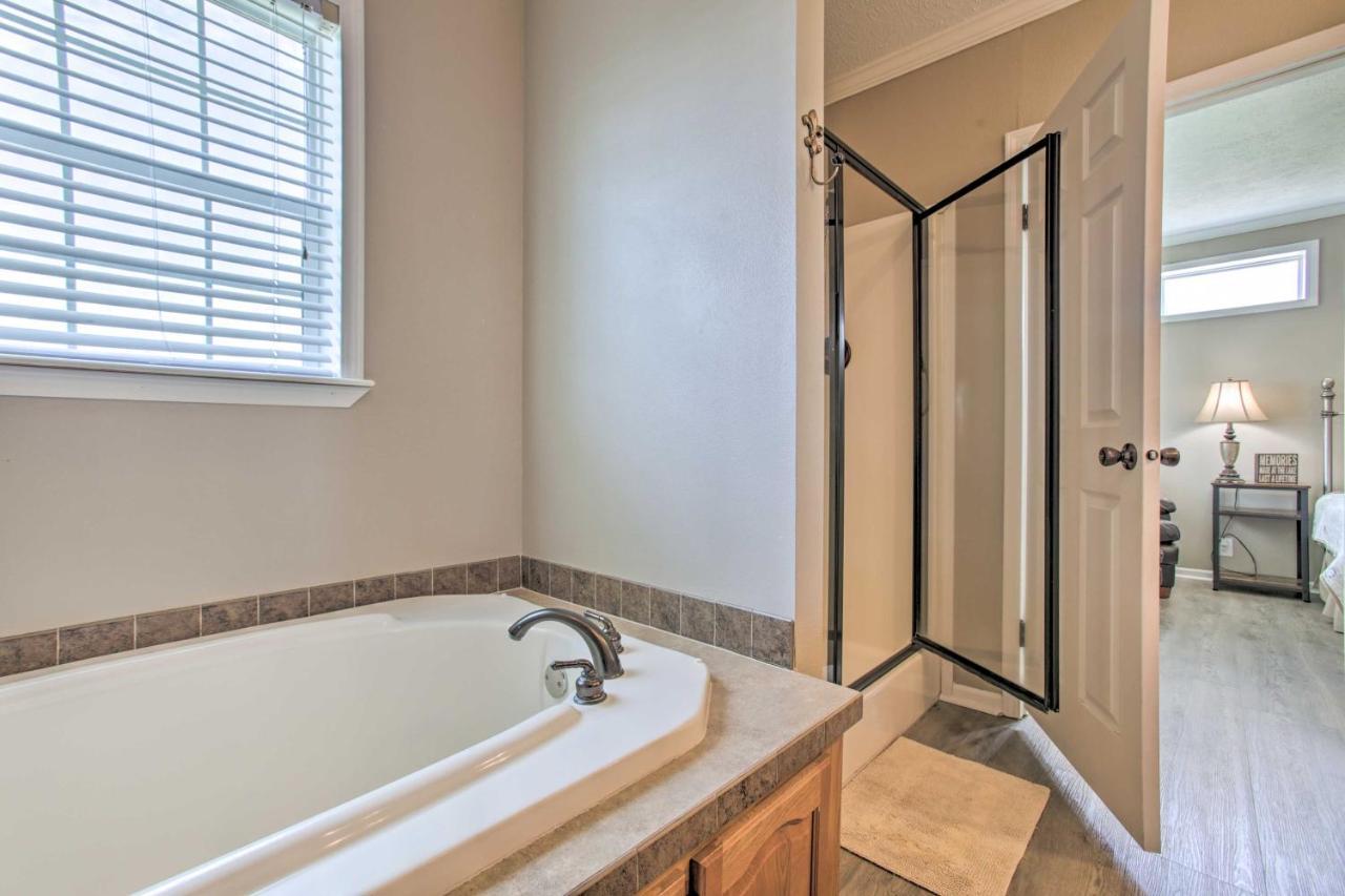Waterfront New Orleans Home With Private Dock And Pier מראה חיצוני תמונה